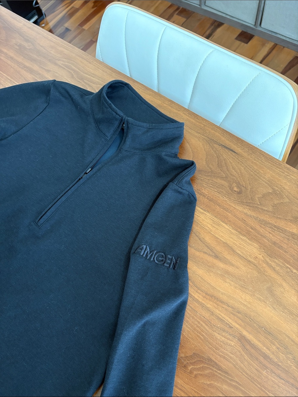 Travis Mathew Women’s Coveside 1/2-Zip Pullover Size Medium - Picture 6 of 8